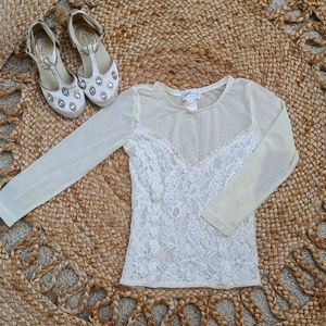 Dollcake lace and mesh top in cream